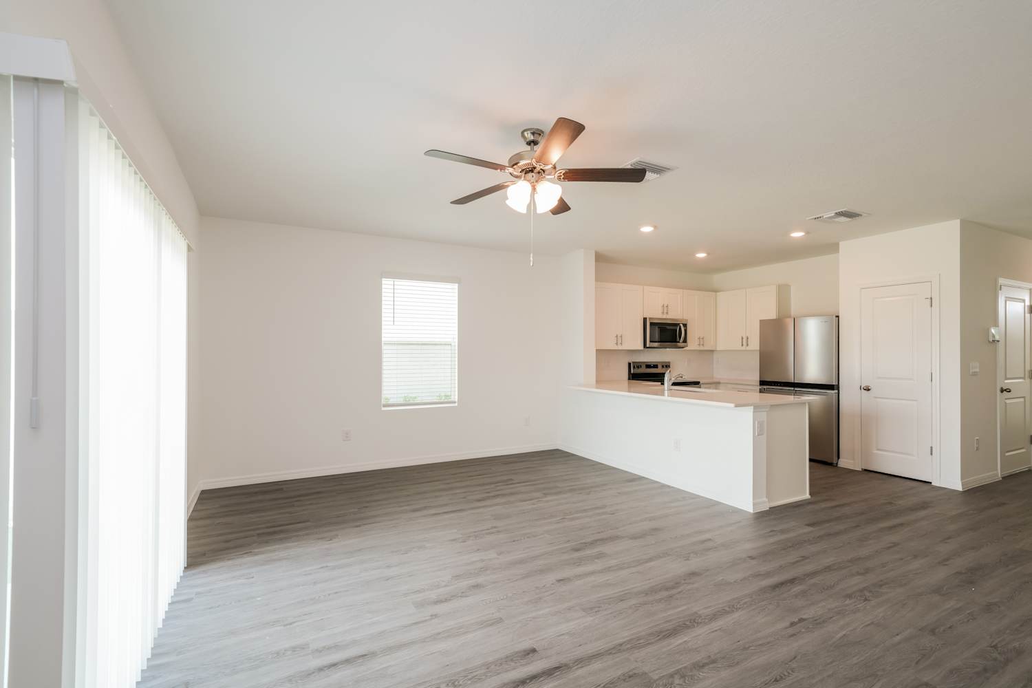 31192 Striped Maple Ln Wesley Chapel photo 8