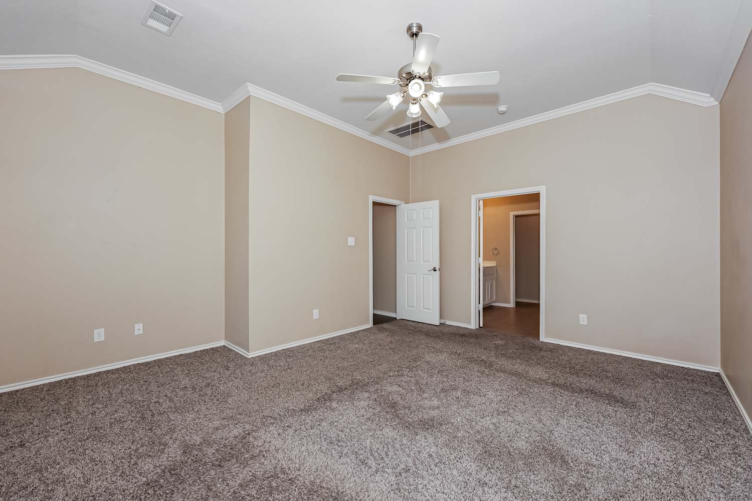 3247 Serpis Grand Prairie photo 9