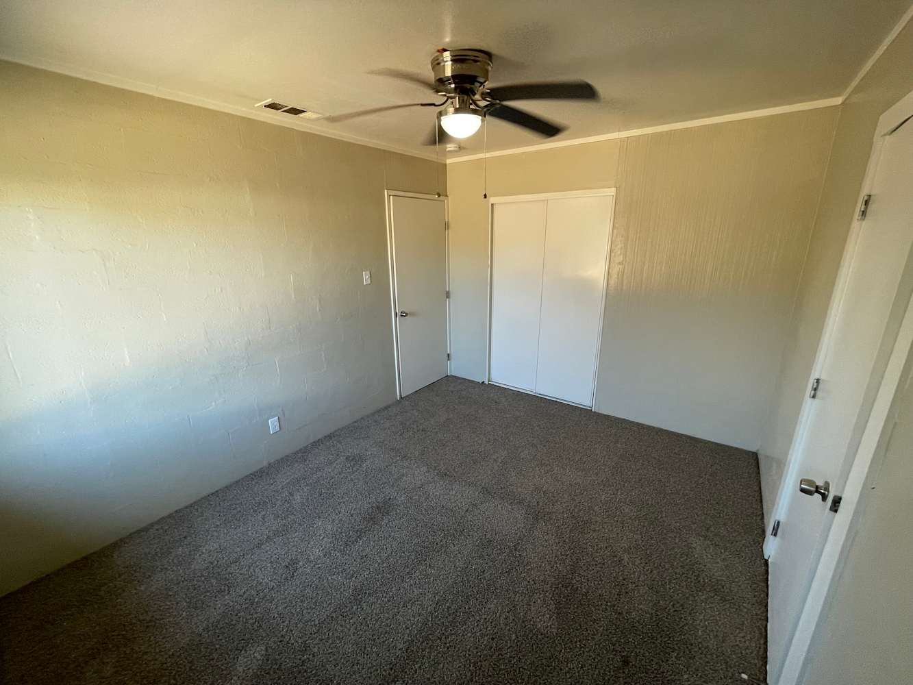 3354 Horseshoe Dr Sacramento photo 7