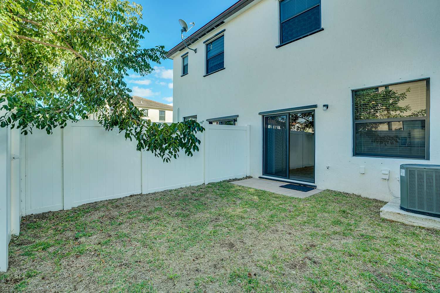 3373 W 105 Terrace Hialeah photo 22