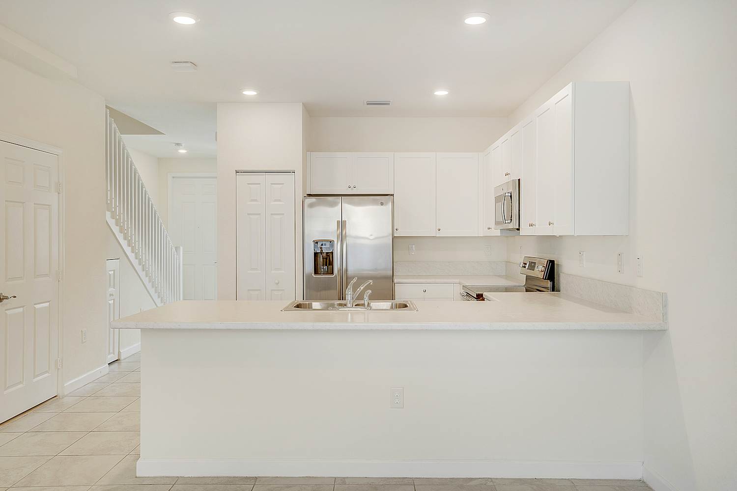 3373 W 105 Terrace Hialeah photo 8