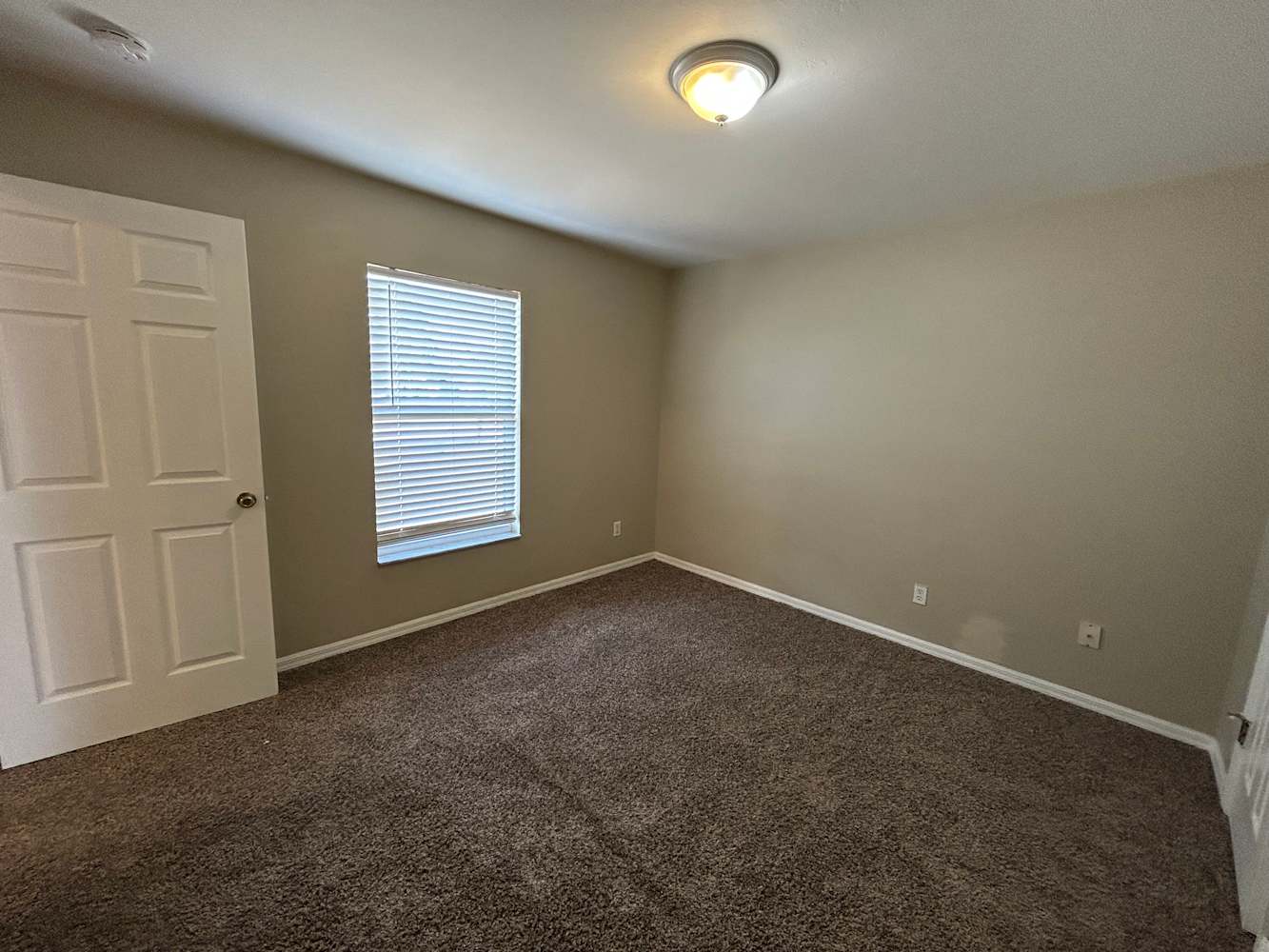 3423 SW 9th Ave Cape Coral photo 9