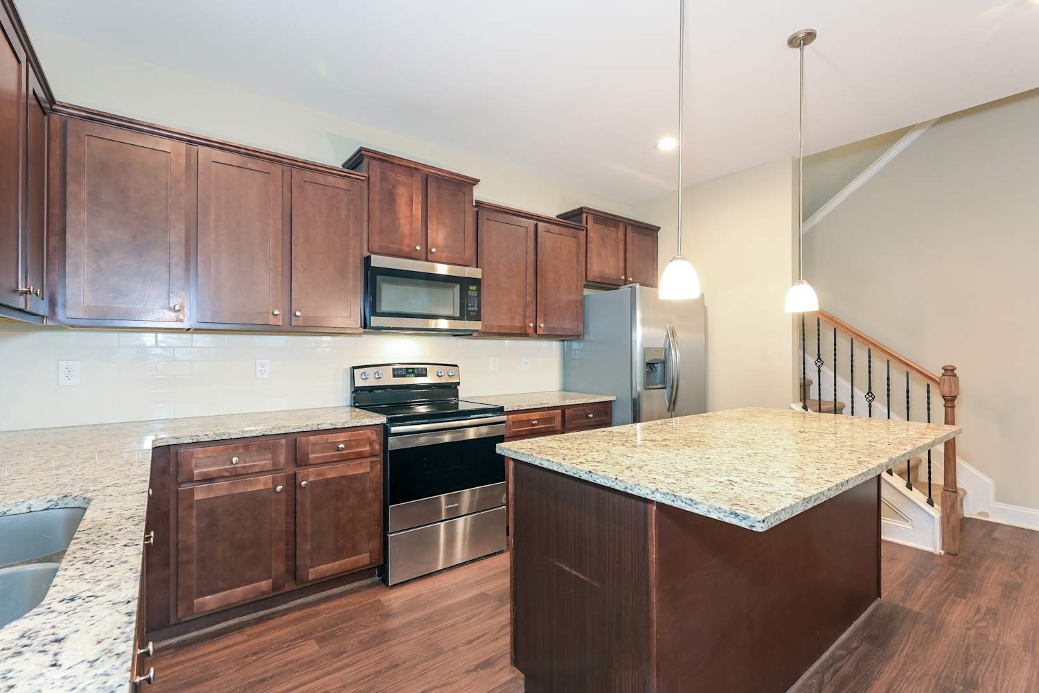 378 White Trillium Dr Hoschton photo 7