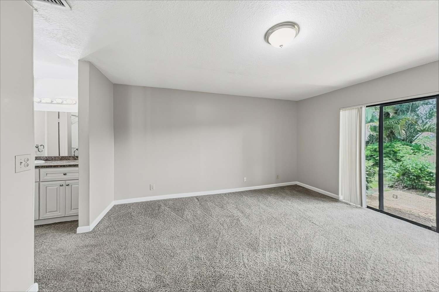 381 Wildwood Ln E Deerfield Beach photo 11