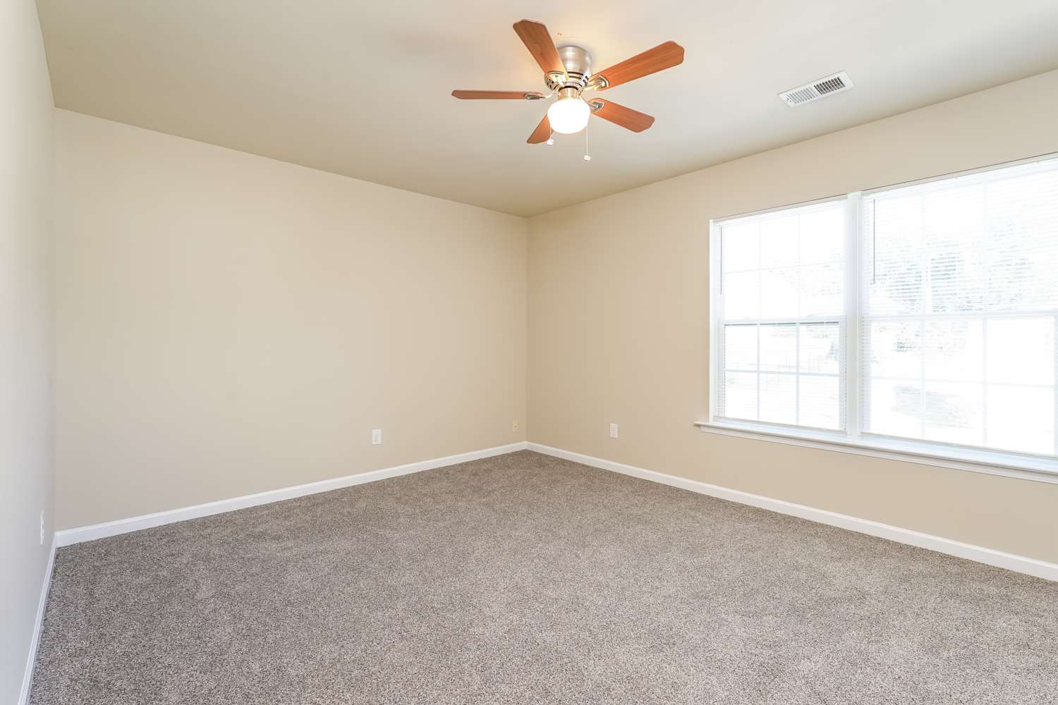 4104 Vershire Ave Greensboro photo 12