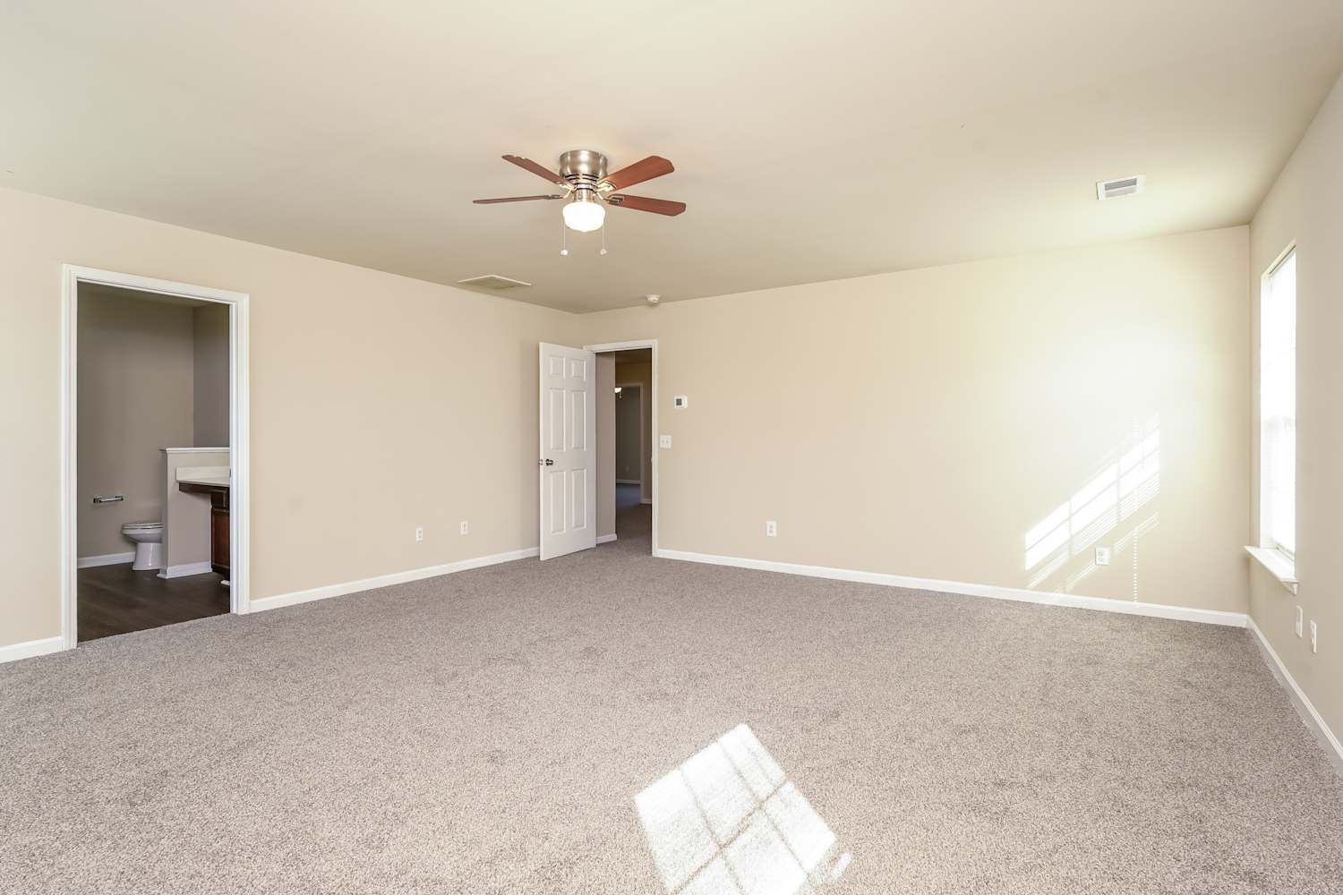 4104 Vershire Ave Greensboro photo 10