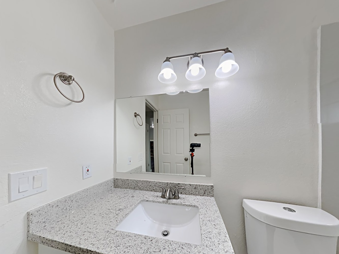411 Union Ct Roseville photo 14