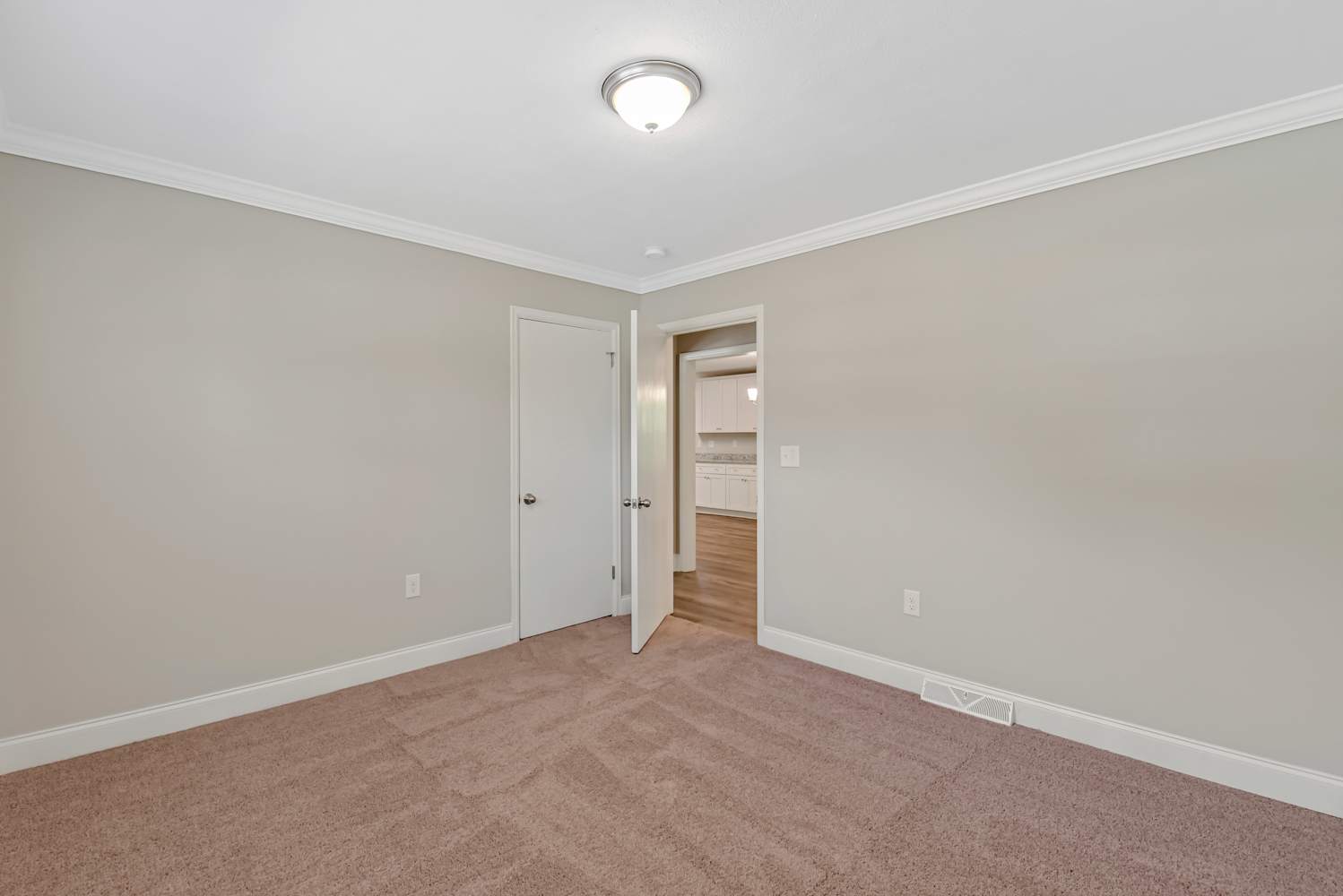 4133 Seaforth Dr Charlotte photo 13