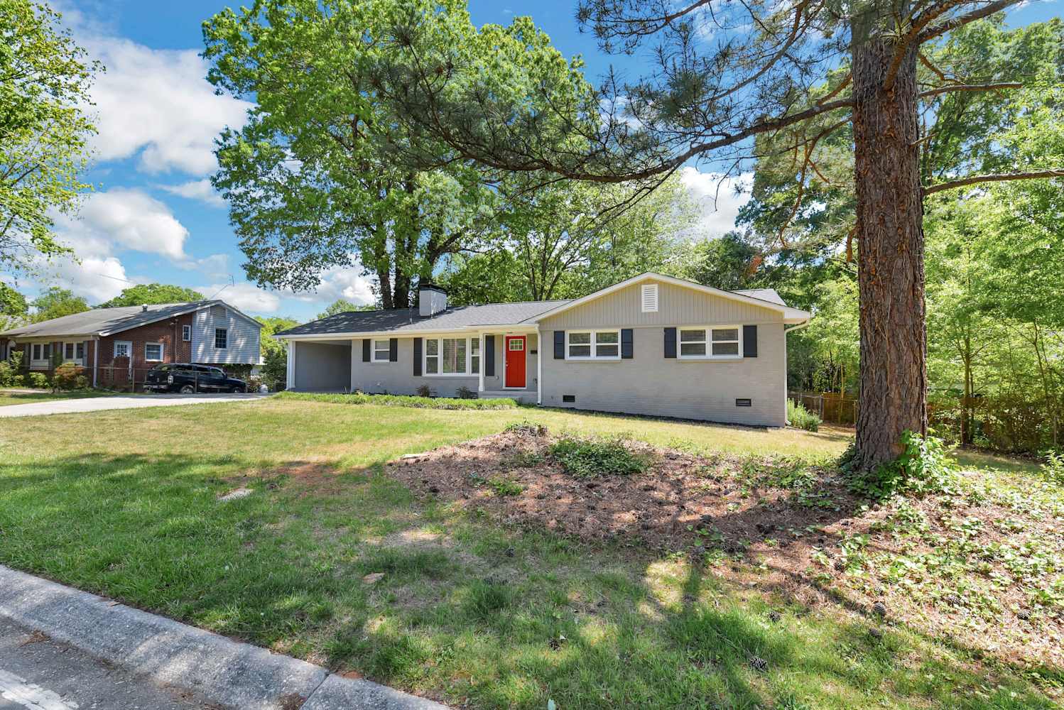 4133 Seaforth Dr Charlotte photo 1