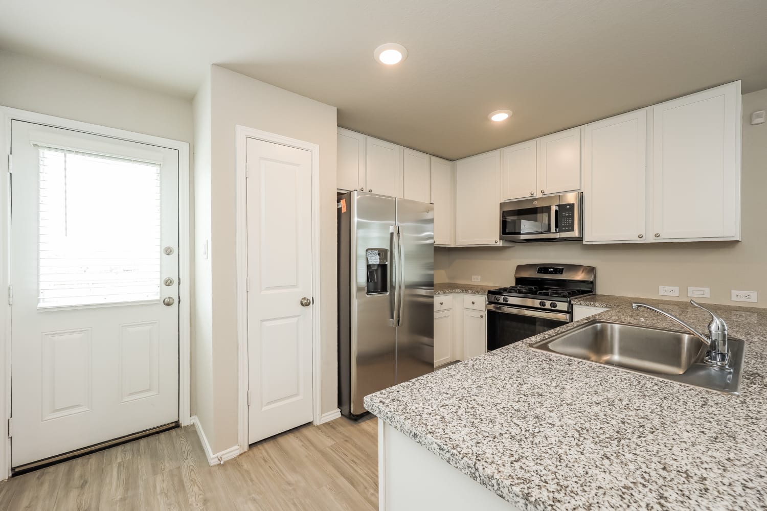 4150 Southton Tarn San Antonio photo 8