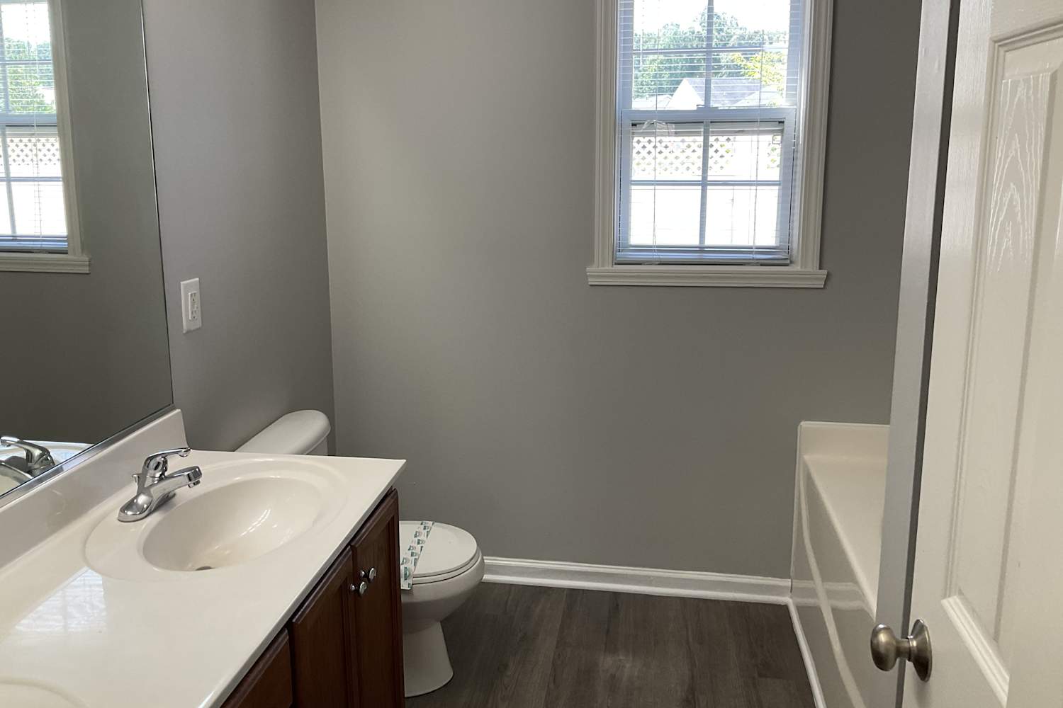 4200 Youngstown Dr Greensboro photo 16