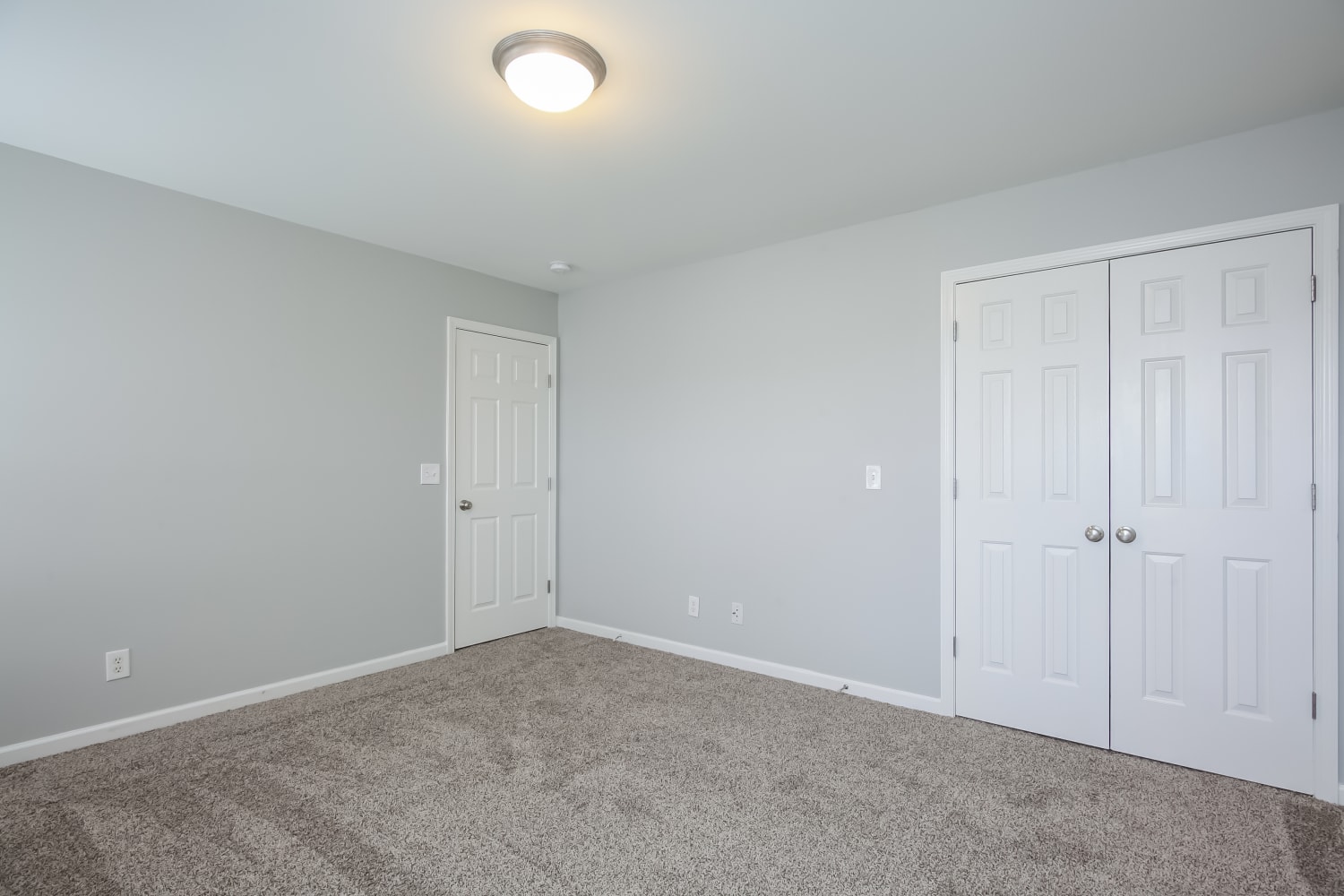 4200 Youngstown Dr Greensboro photo 11