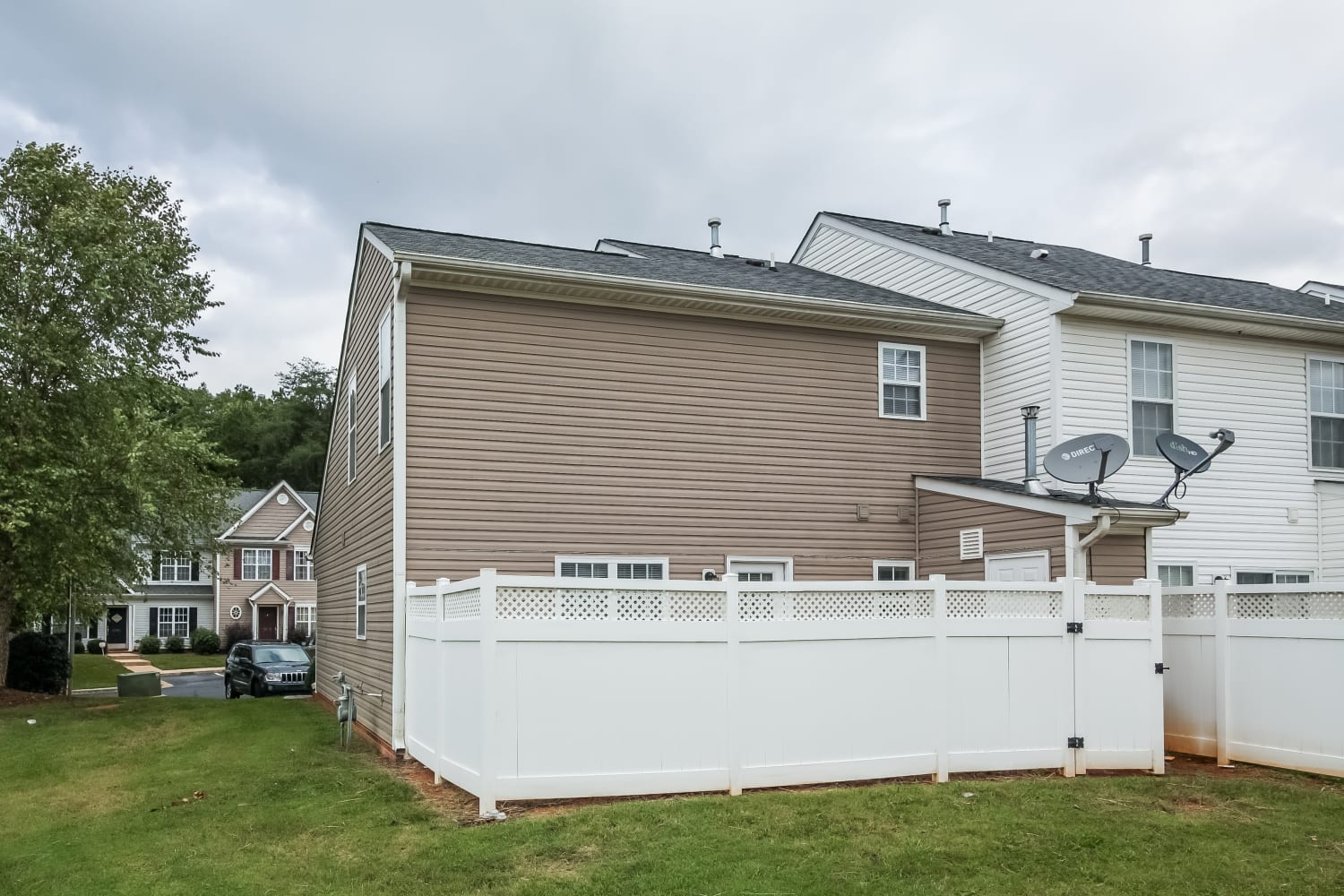 4200 Youngstown Dr Greensboro photo 19