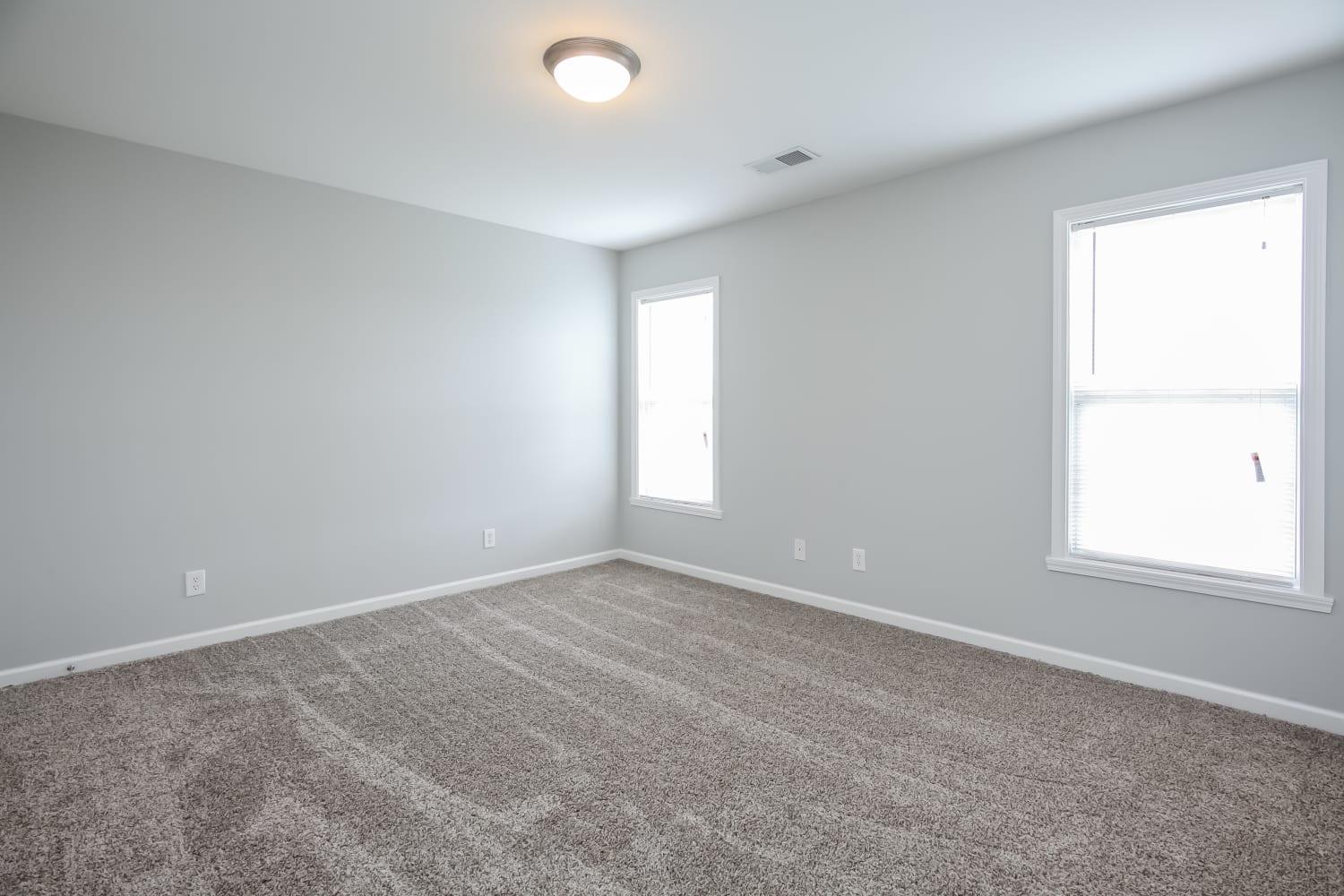 4200 Youngstown Dr Greensboro photo 14