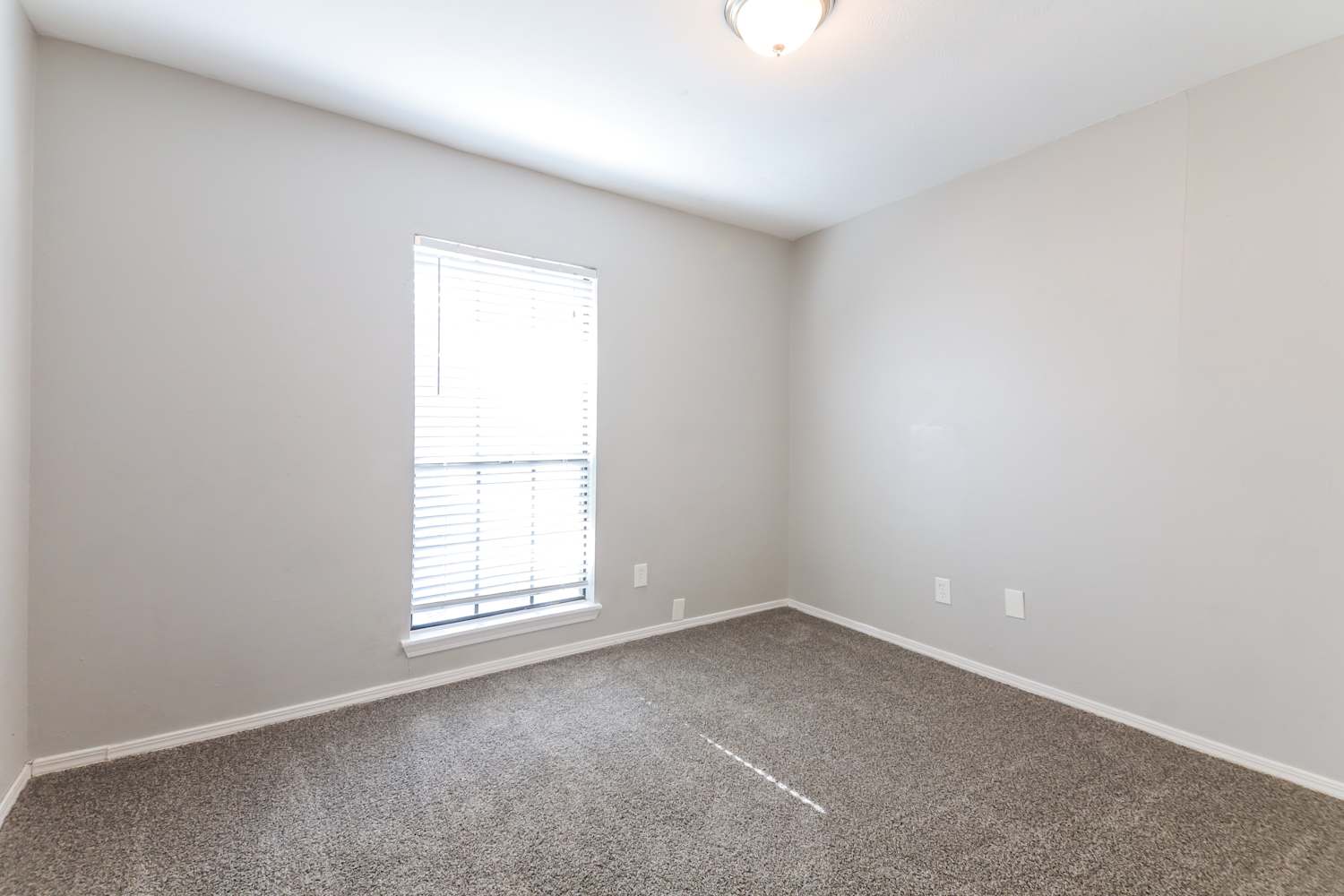 421 Kingsbridge Dr Garland photo 14