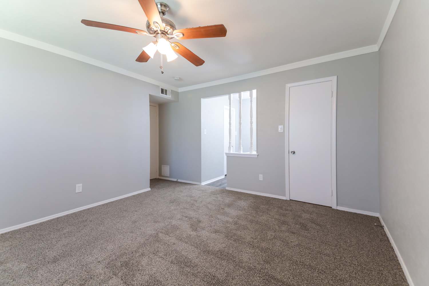 421 Kingsbridge Dr Garland photo 11