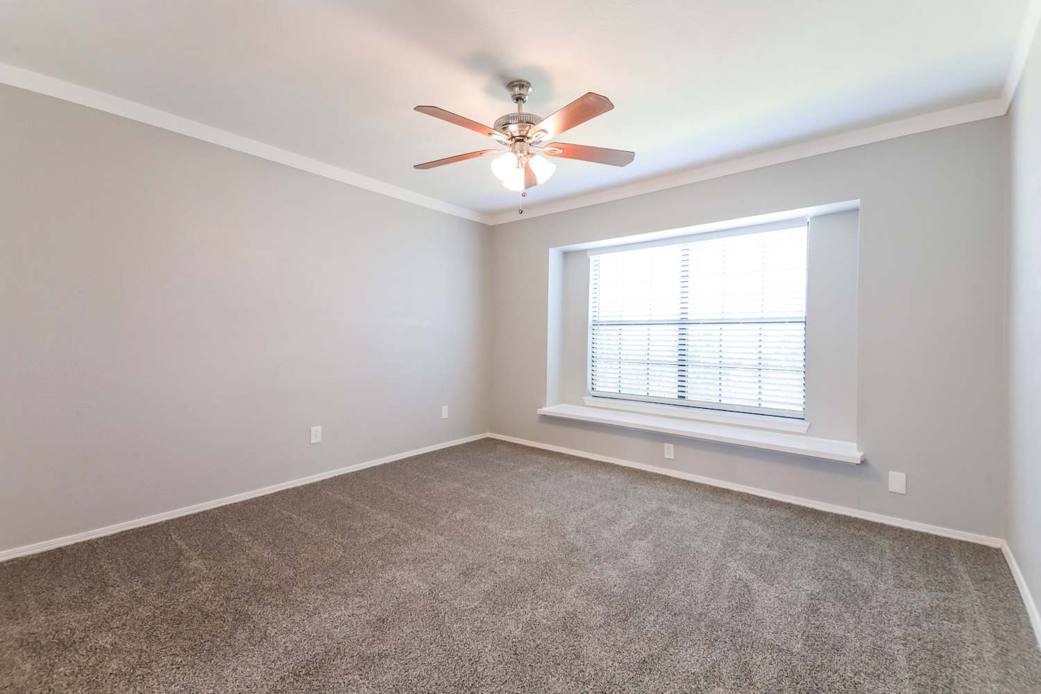 421 Kingsbridge Dr Garland photo 10