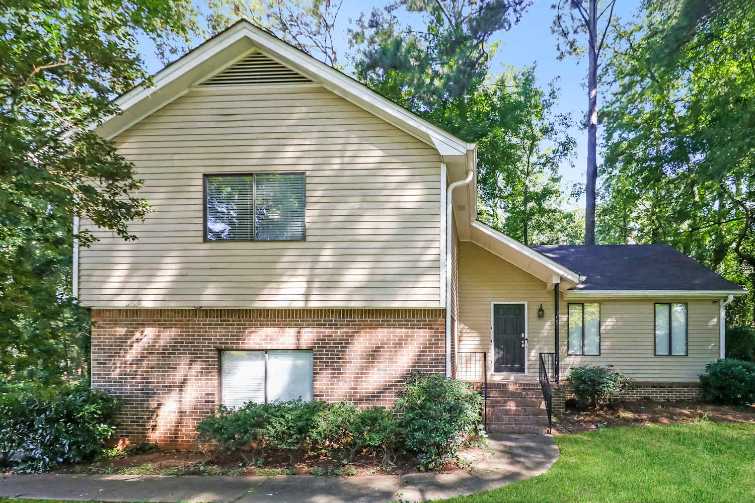 4223 King James Ct, Snellville