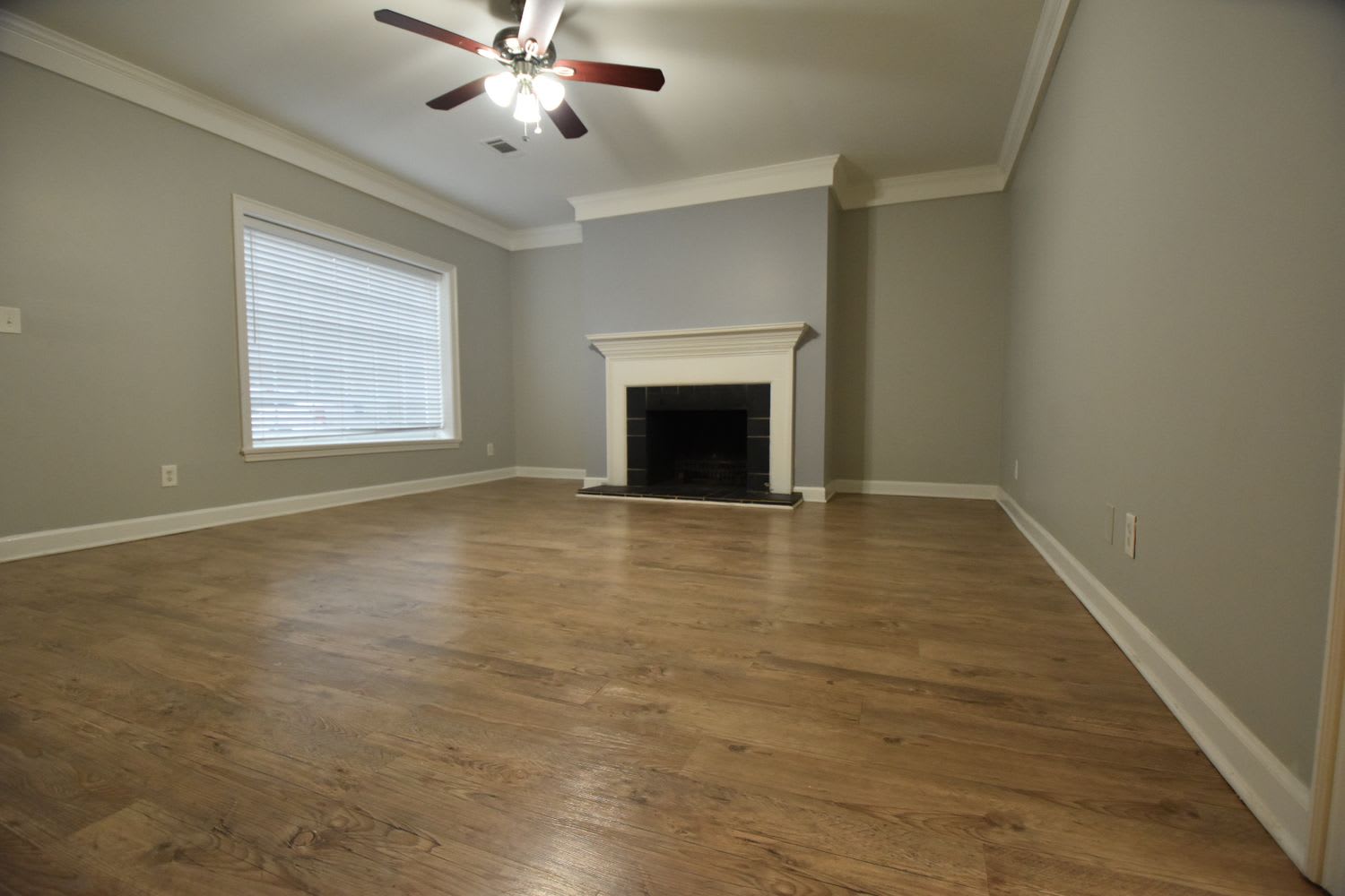 423 Willow Ct SE Conyers photo 2
