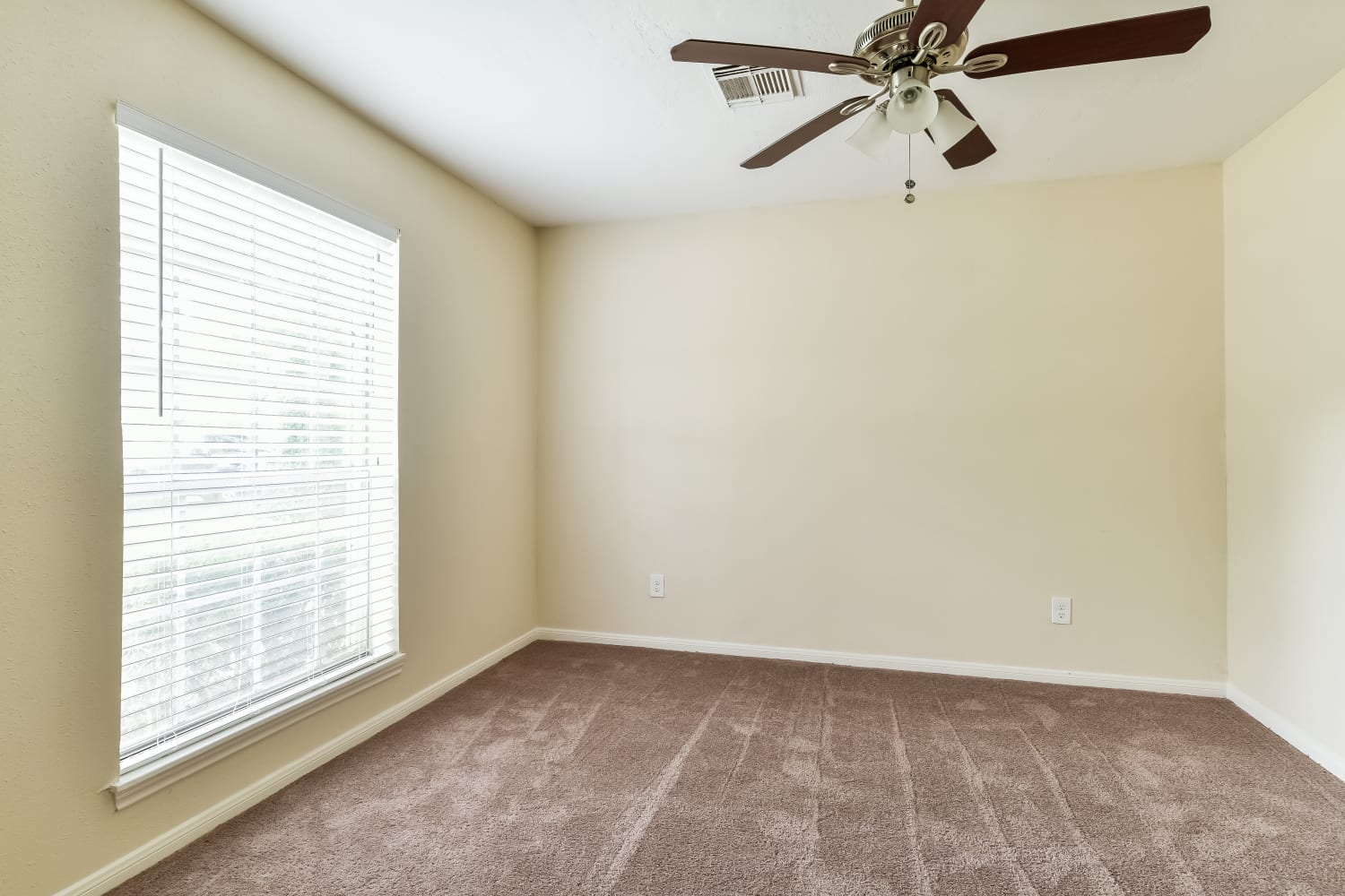 4311 Saratoga Dr Houston photo 10