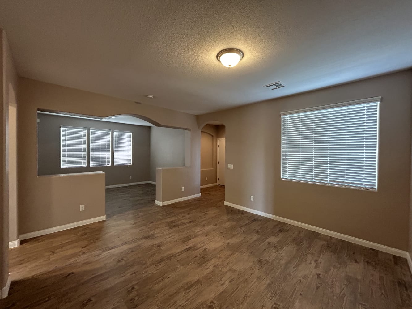 433 Mystic River St Henderson photo 3