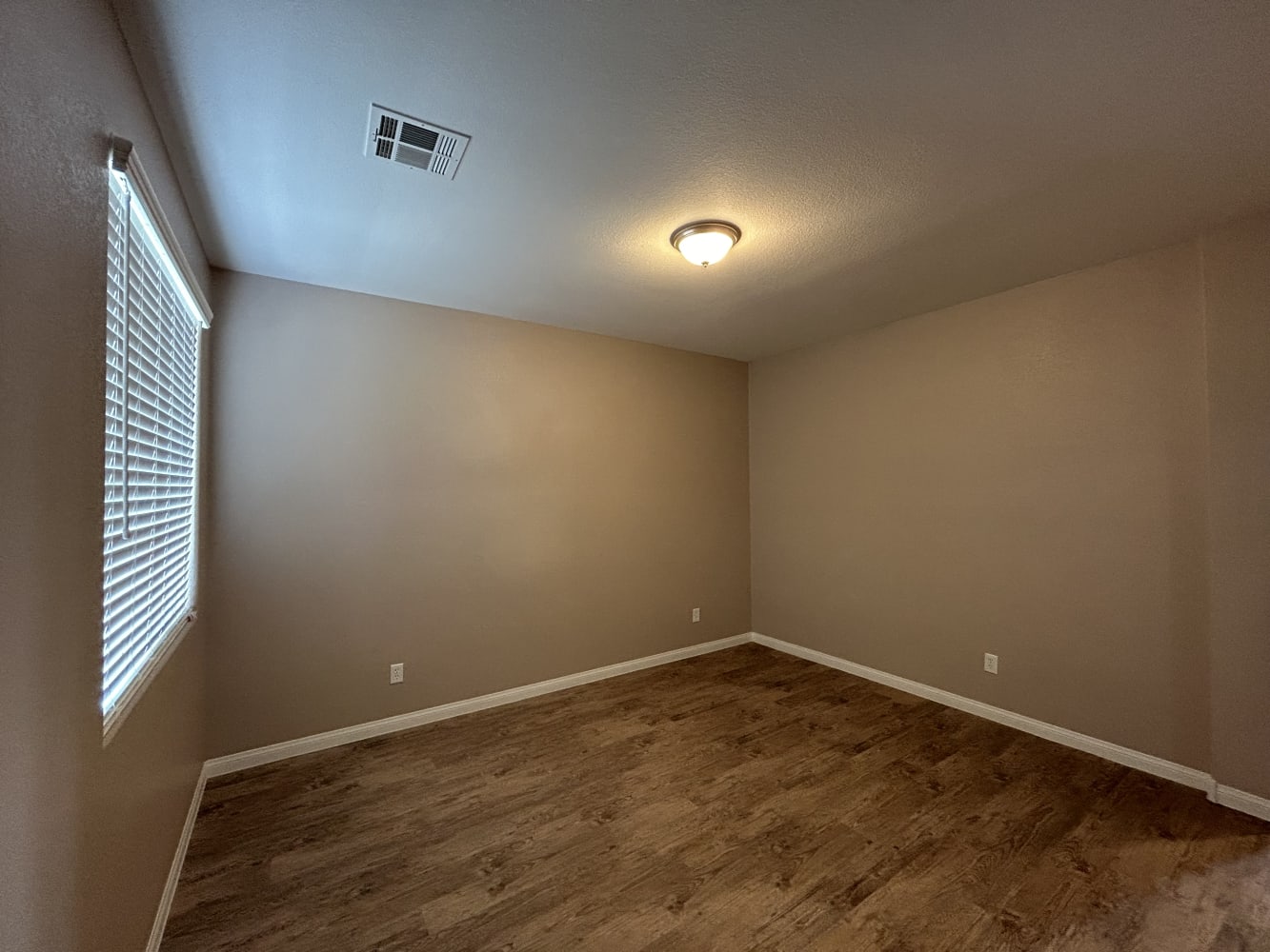 433 Mystic River St Henderson photo 10