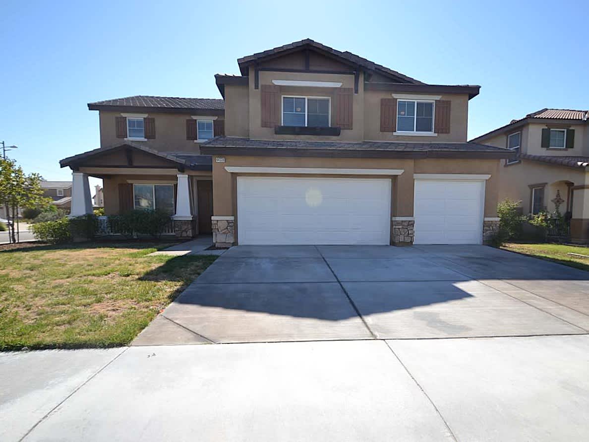 44338 Raven Ln, Lancaster