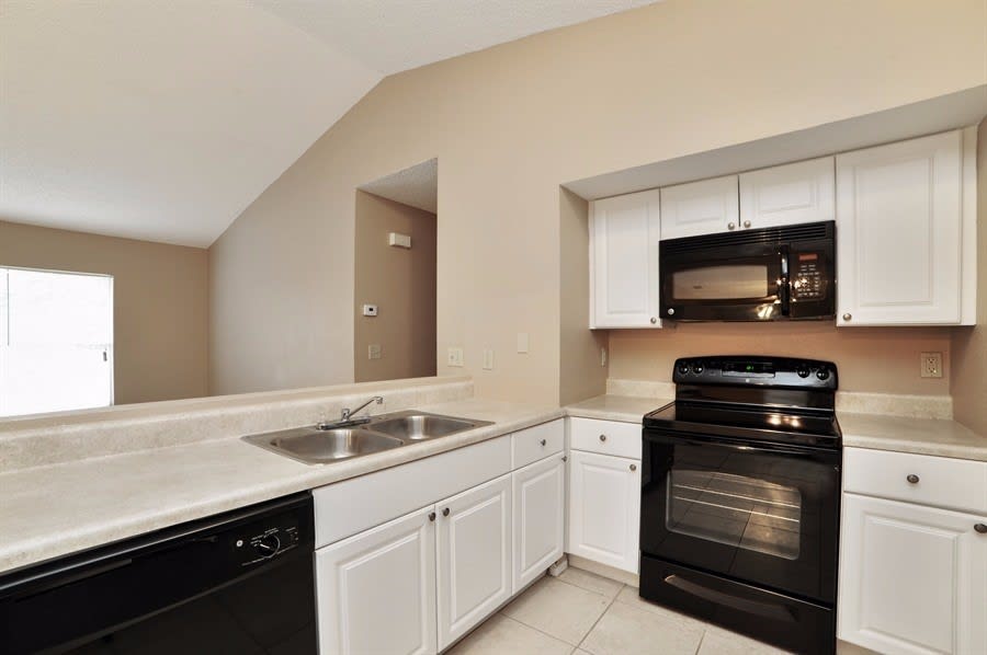 4700 Cortez Way S Saint Petersburg photo 7