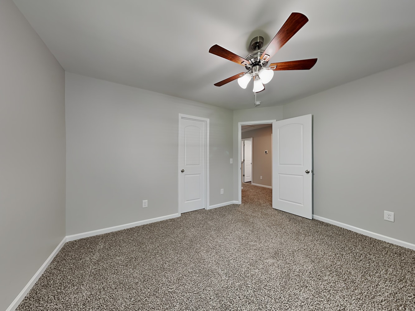 501 Menlo Park Rd Greensboro photo 11