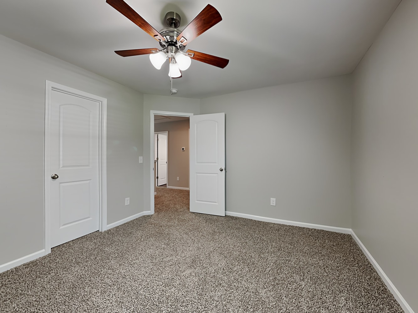 501 Menlo Park Rd Greensboro photo 10
