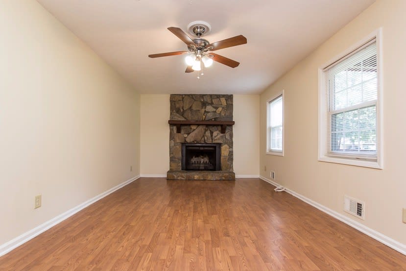 504 Fieldstream Way Lawrenceville photo 3