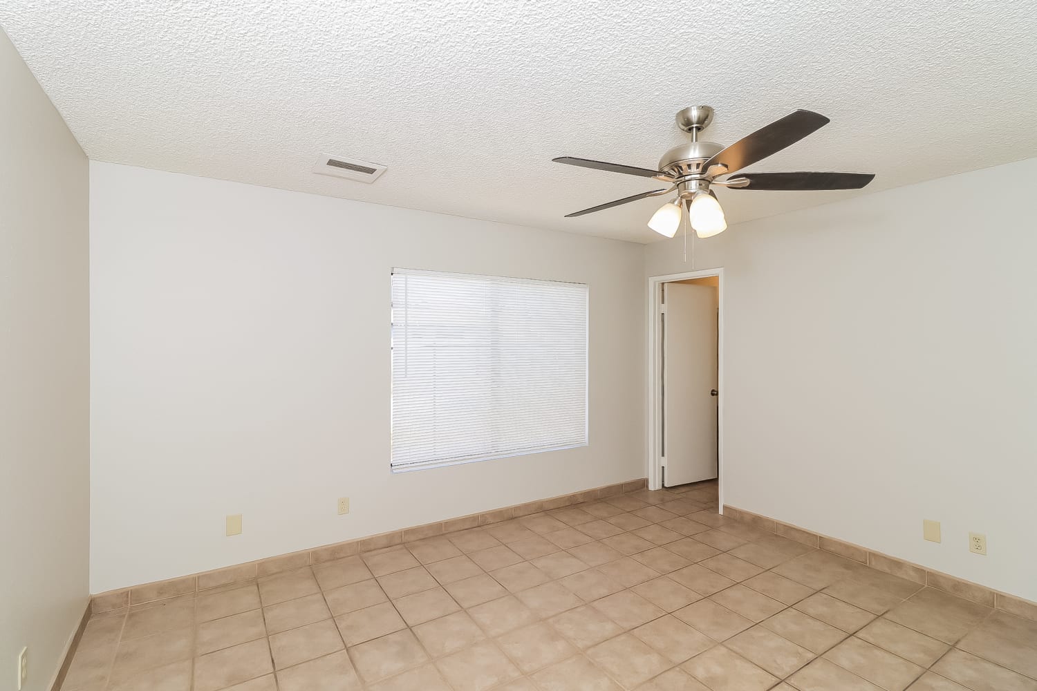5116 N 69Th Avenue Glendale photo 10
