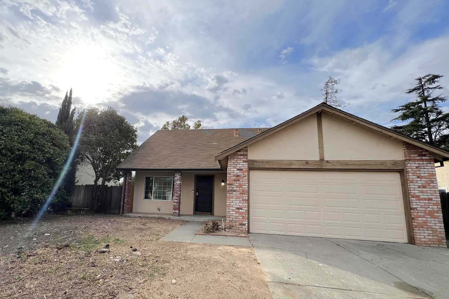 518 Woodlark Dr, Suisun City