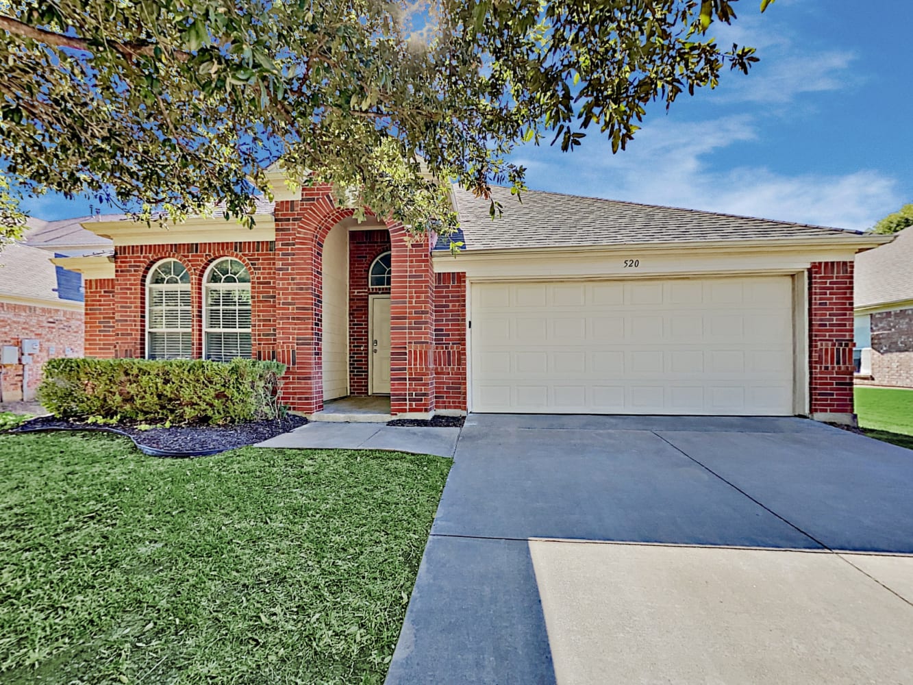 520 Glenwood Dr, Burleson