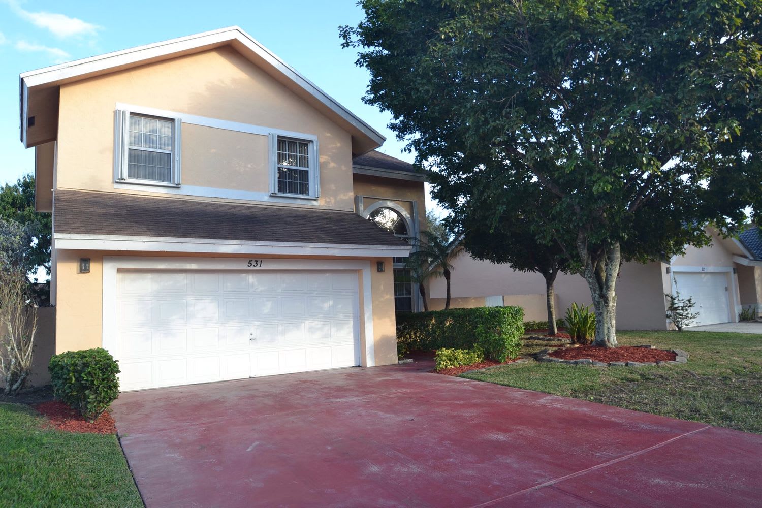 531 NW 207th Ter Pembroke Pines photo 1