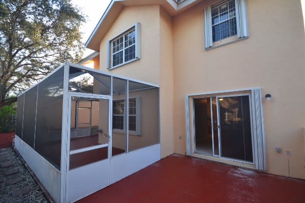 531 NW 207th Ter Pembroke Pines photo 11
