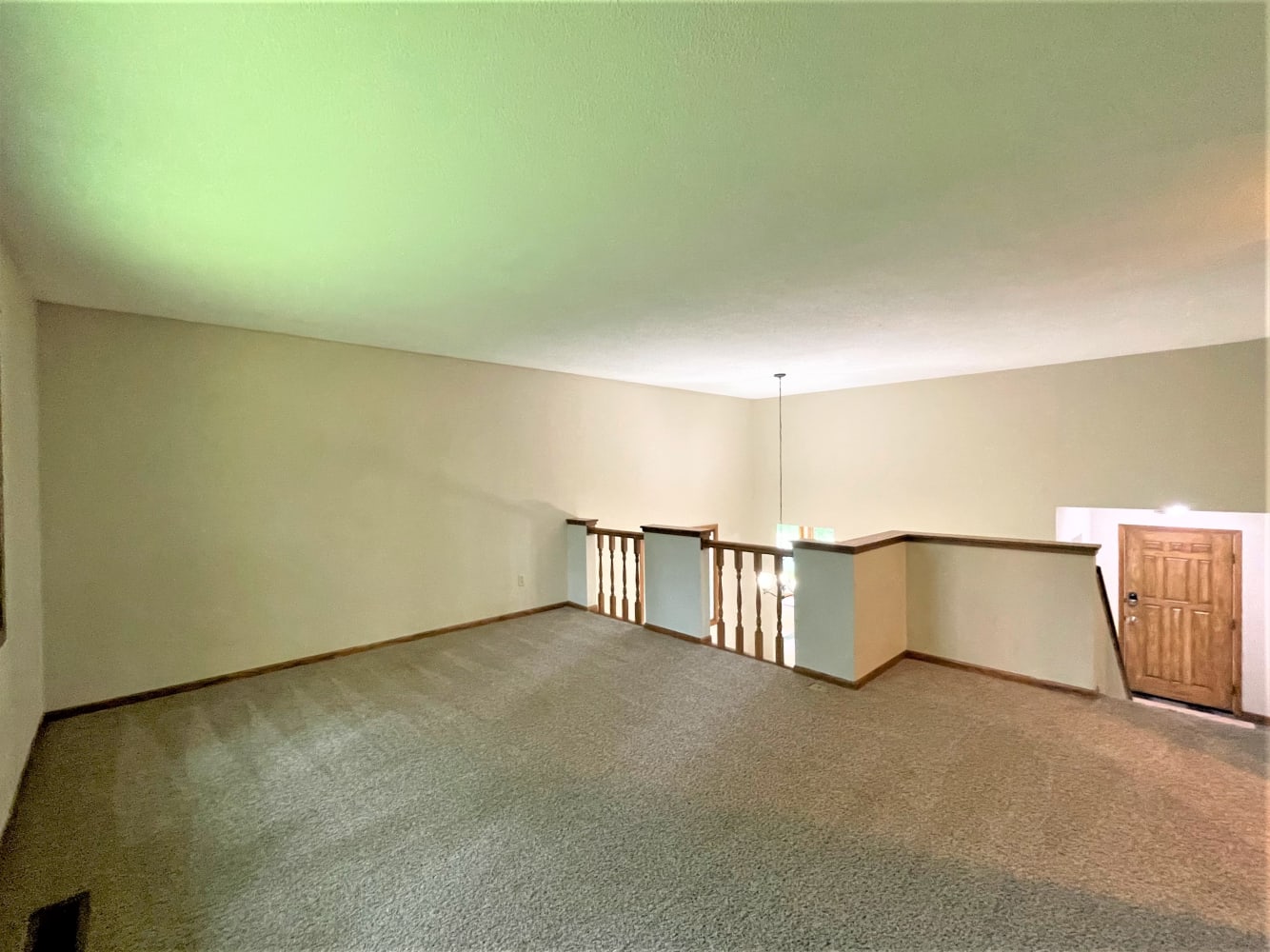 5325 W 140th St Savage photo 9