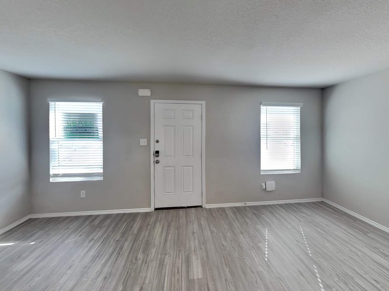 5437 Verdugos Pl San Antonio photo 3