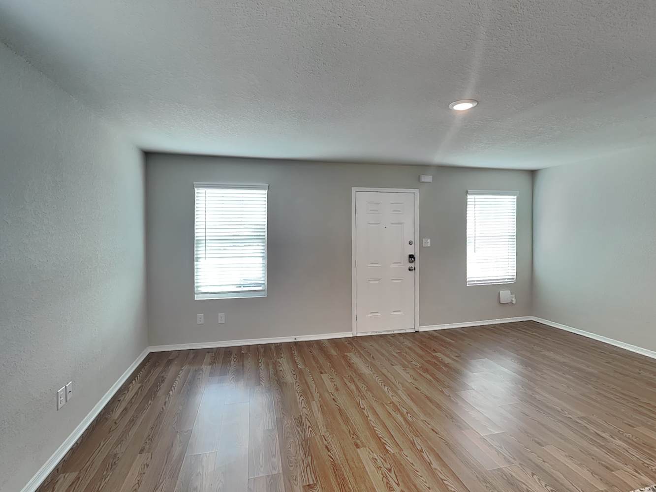 5445 Verdugos Pl San Antonio photo 5