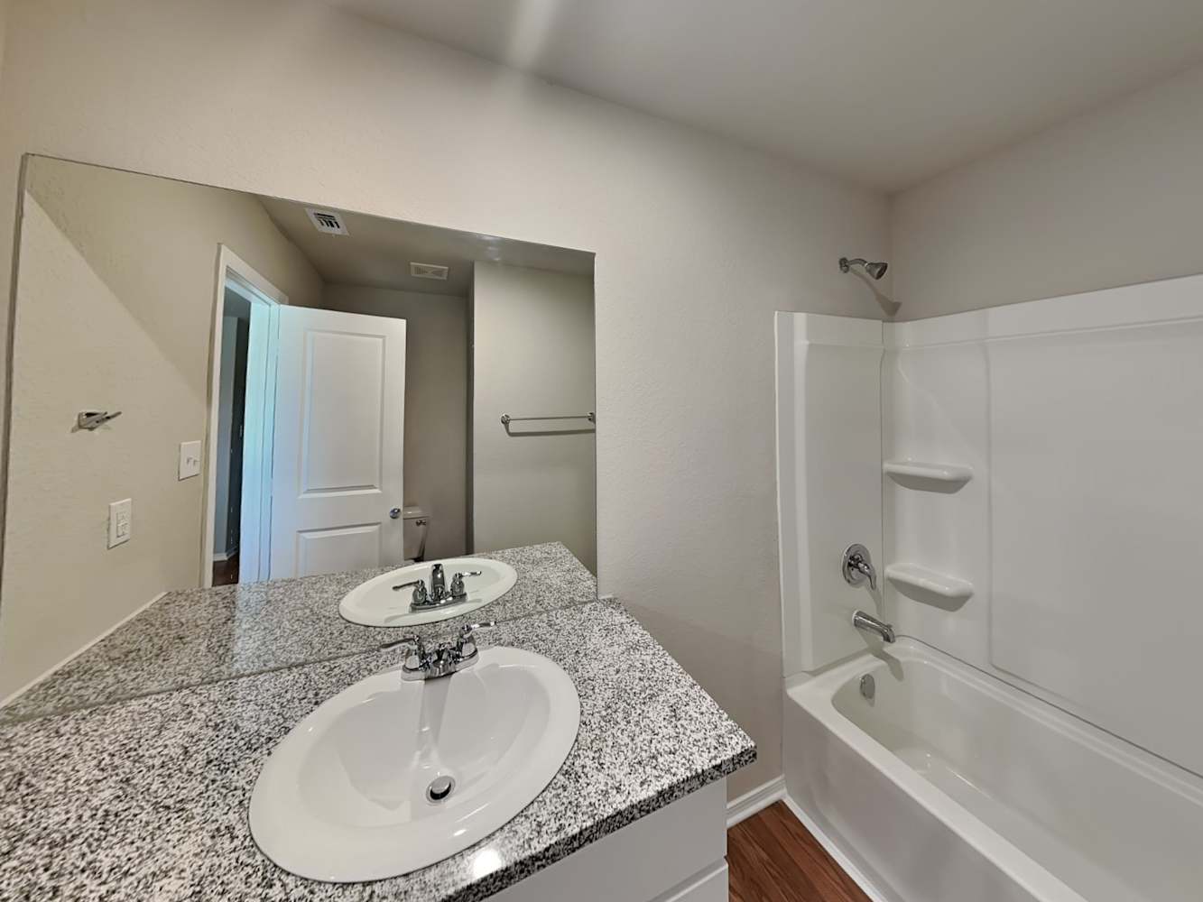 5445 Verdugos Pl San Antonio photo 14