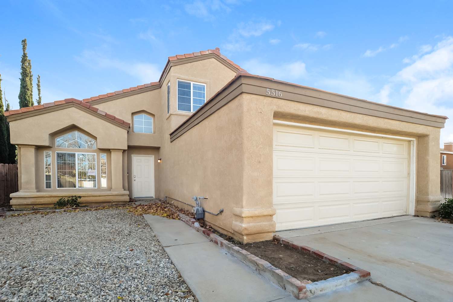 5516 W Avenue L6, Lancaster