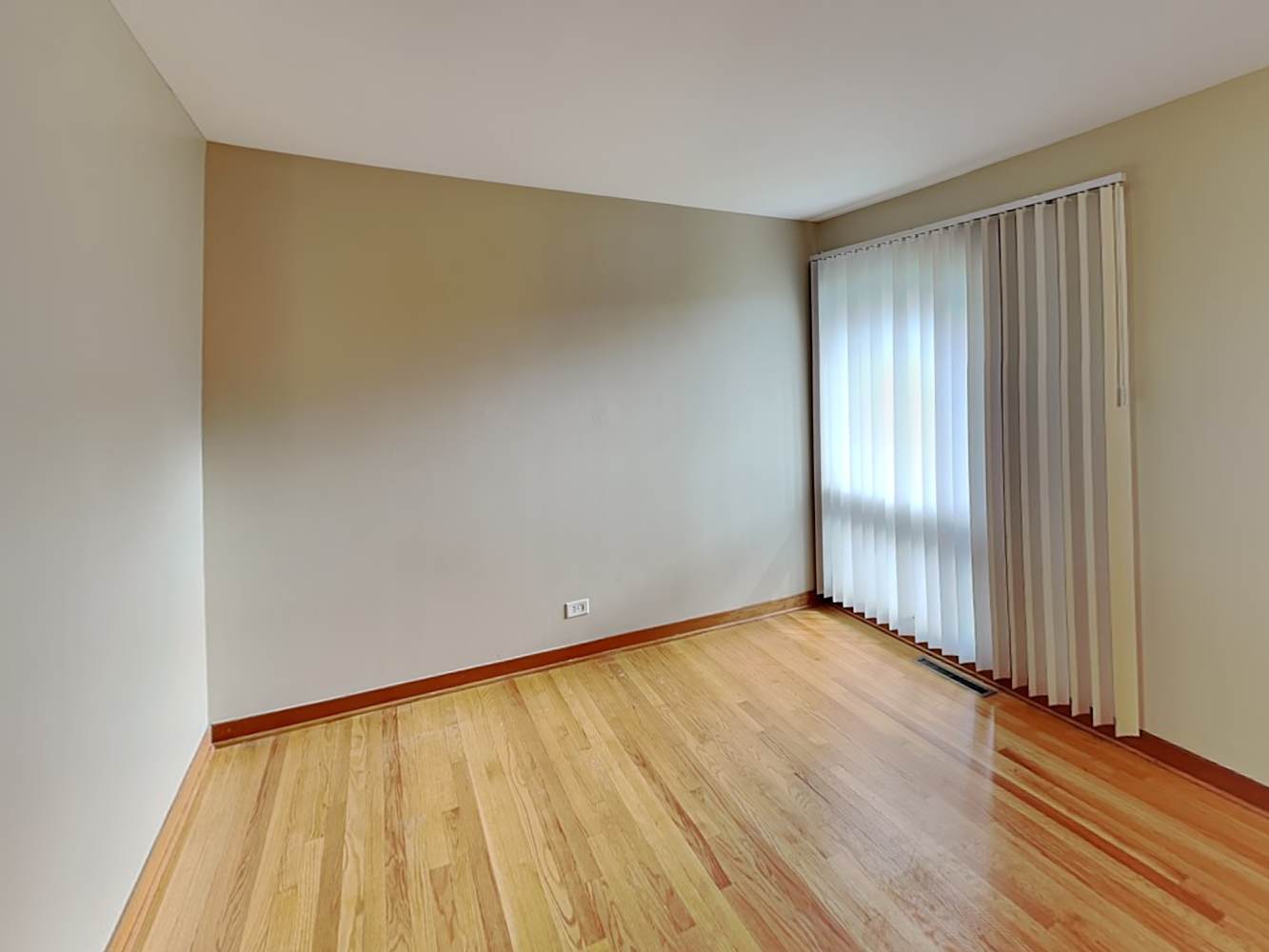5525 Ann Marie Ln Oak Forest photo 13
