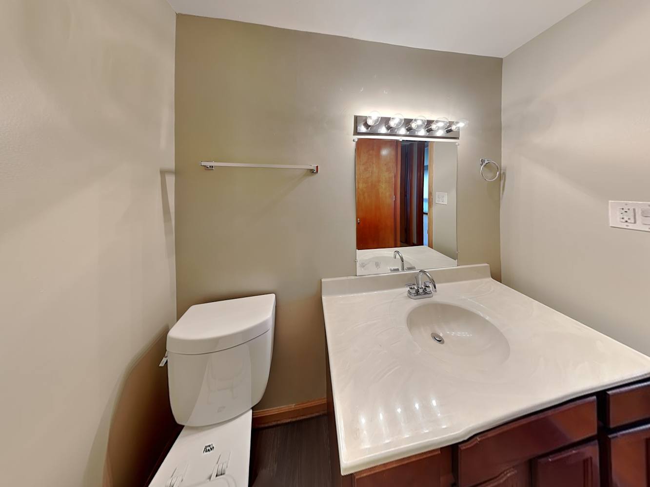 5525 Ann Marie Ln Oak Forest photo 18