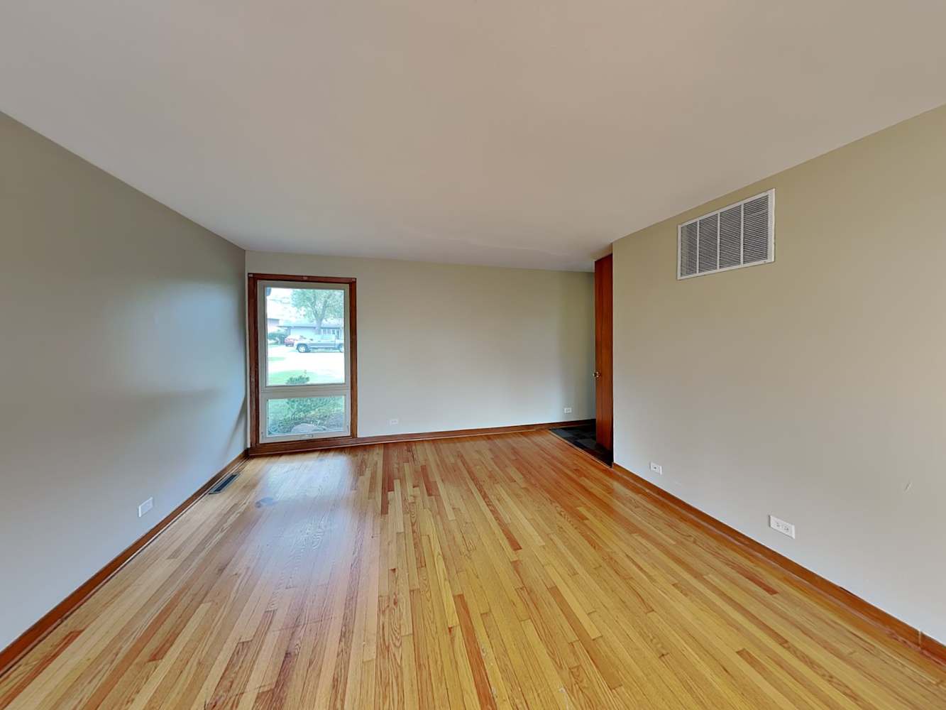 5525 Ann Marie Ln Oak Forest photo 9