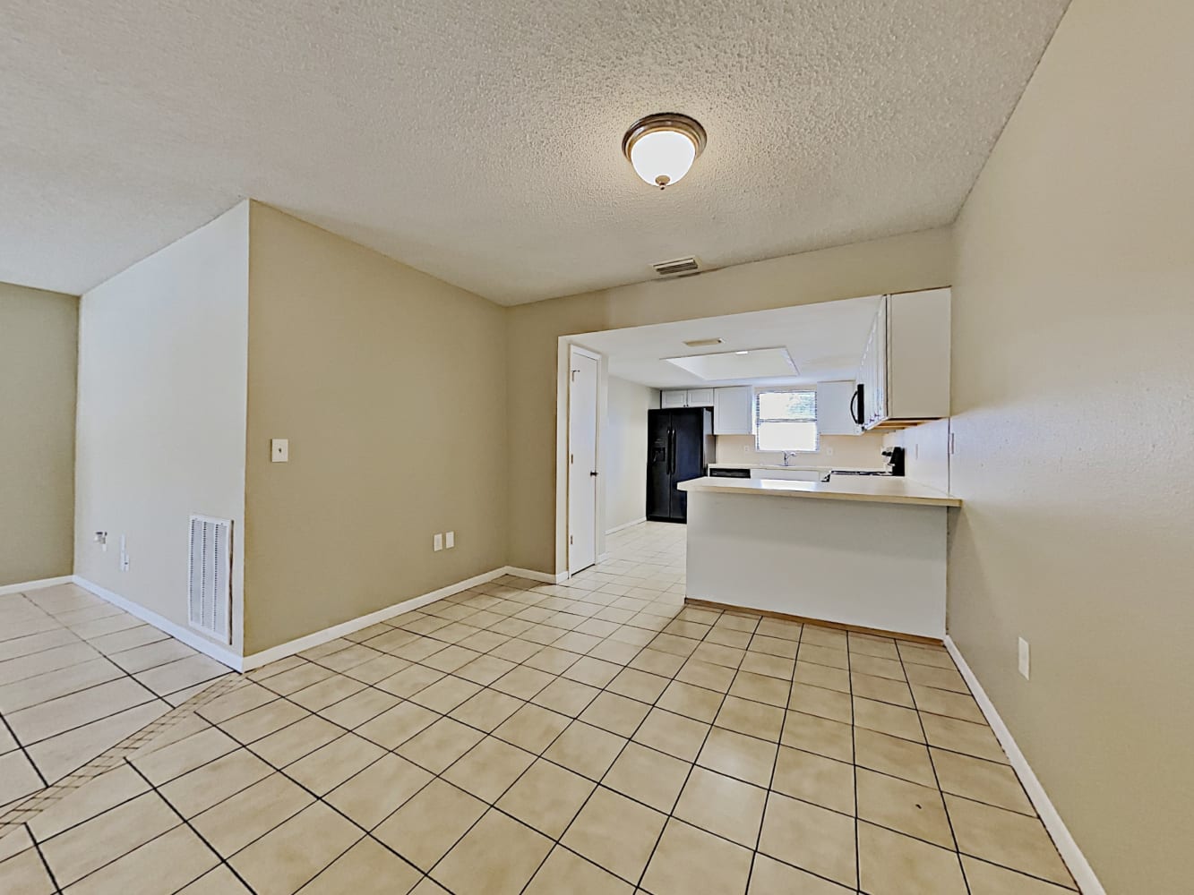 555 Freeport Ave N Saint Petersburg photo 7