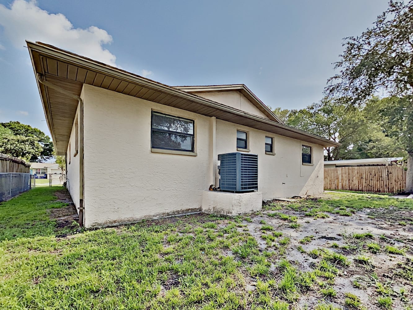 555 Freeport Ave N Saint Petersburg photo 15