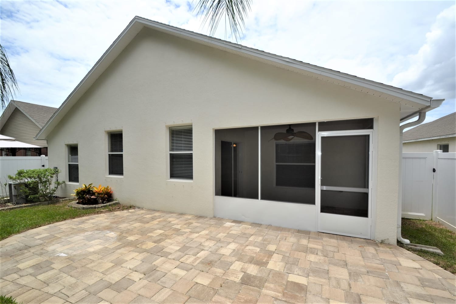 562 Coral Trace Blvd Edgewater photo 12