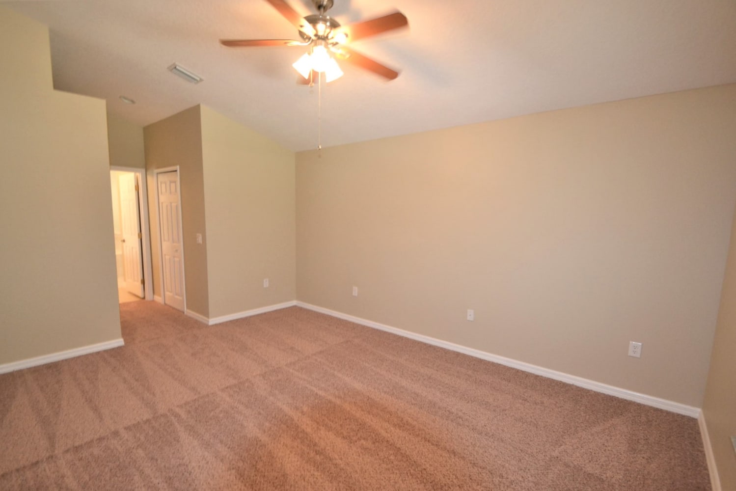 562 Coral Trace Blvd Edgewater photo 6