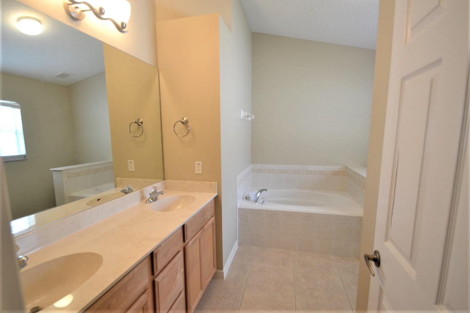 562 Coral Trace Blvd Edgewater photo 9