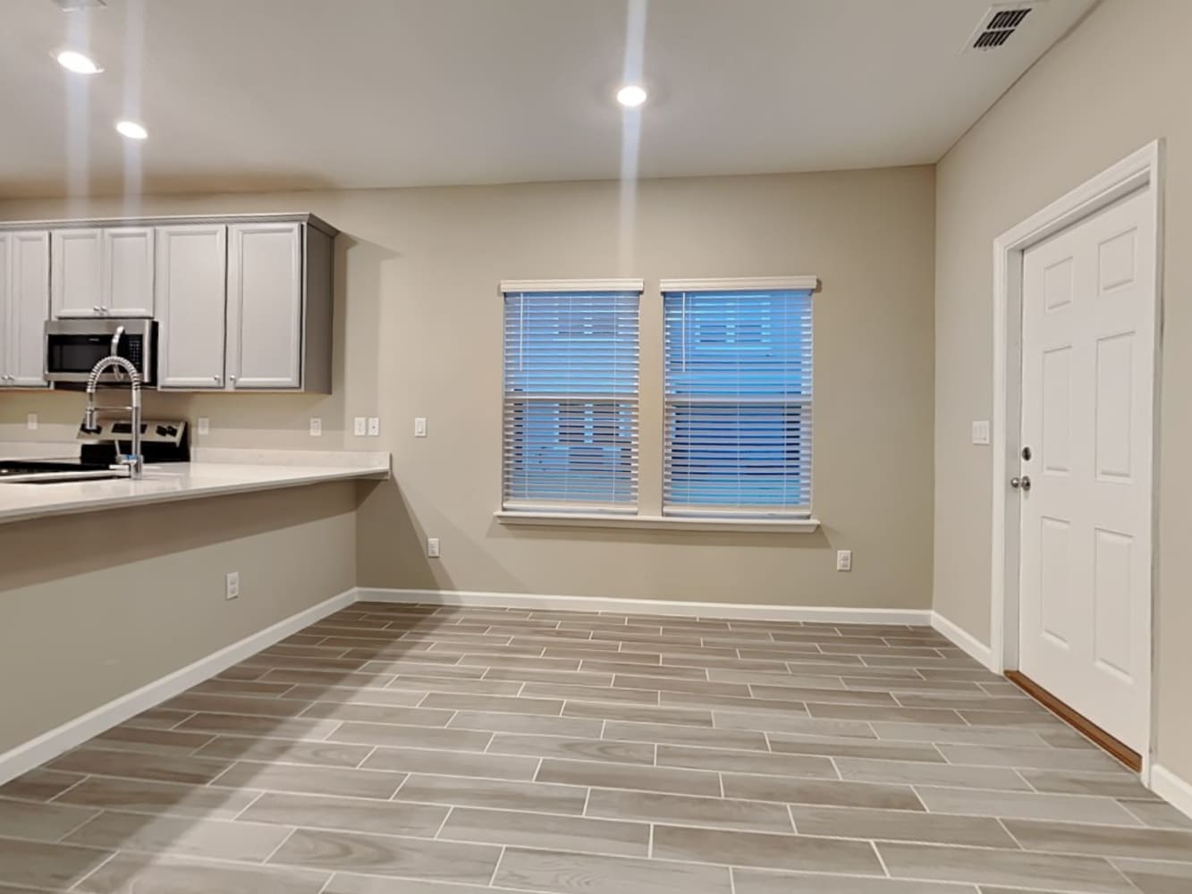 570 Cherry Ridge Dr Orange Park photo 9